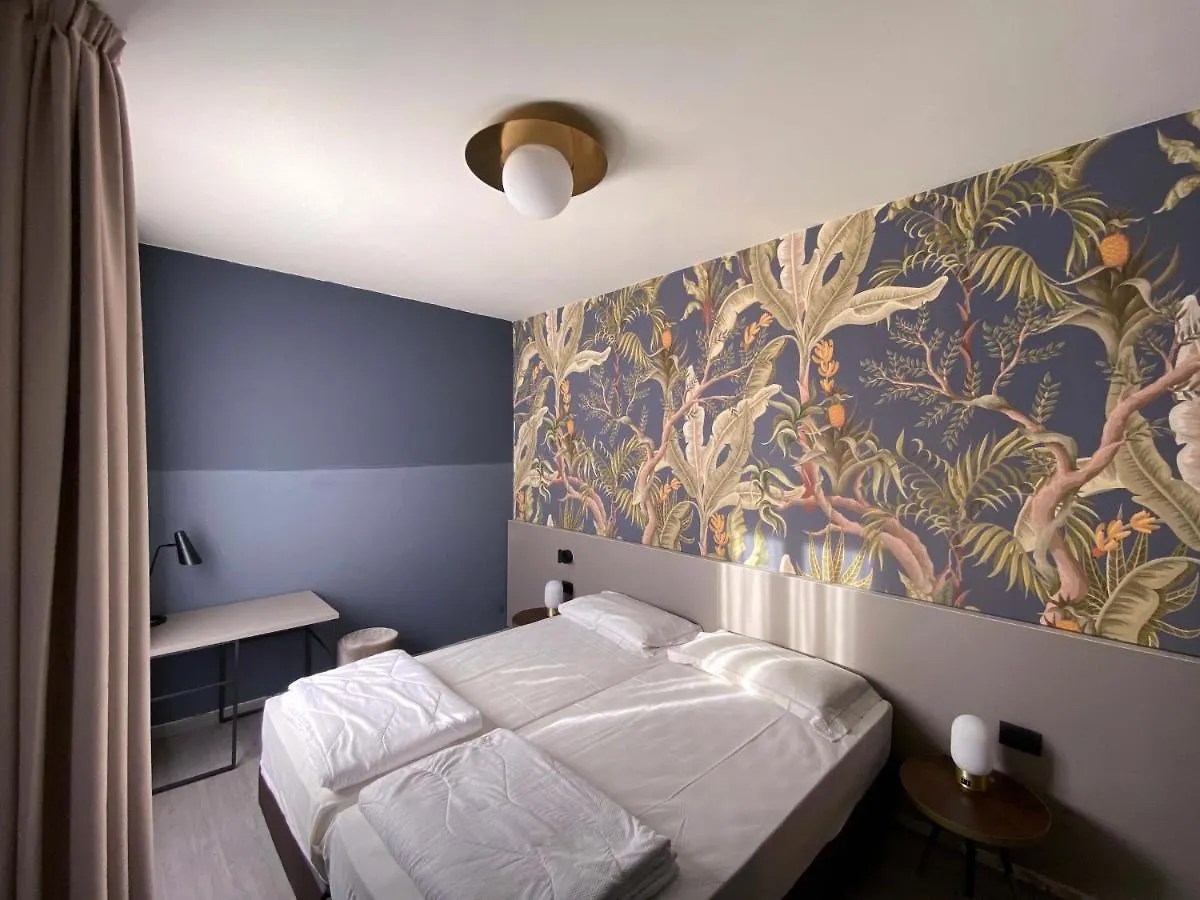 Hotel Astoria 가르다