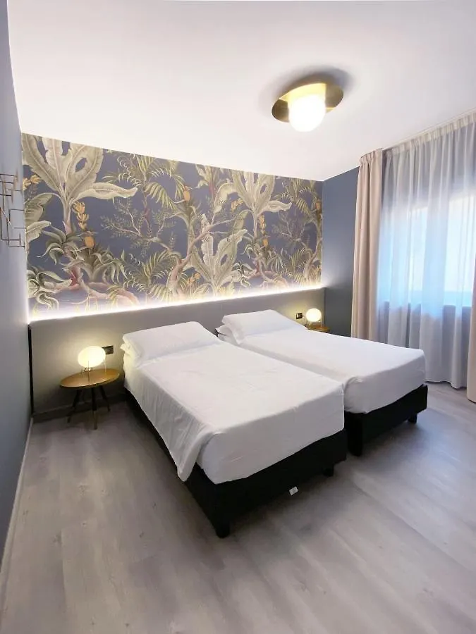 Hotel Astoria Garda  Garda (Verona)