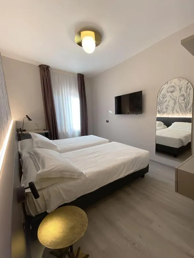 Hotel Astoria Garda