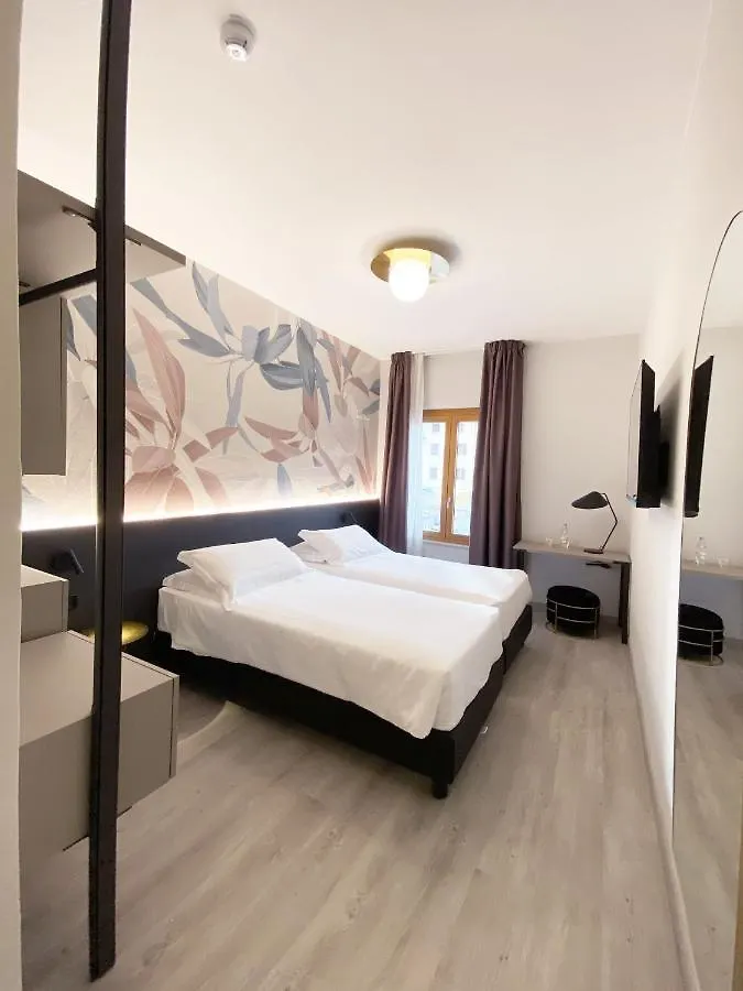 Hotel Astoria Garda