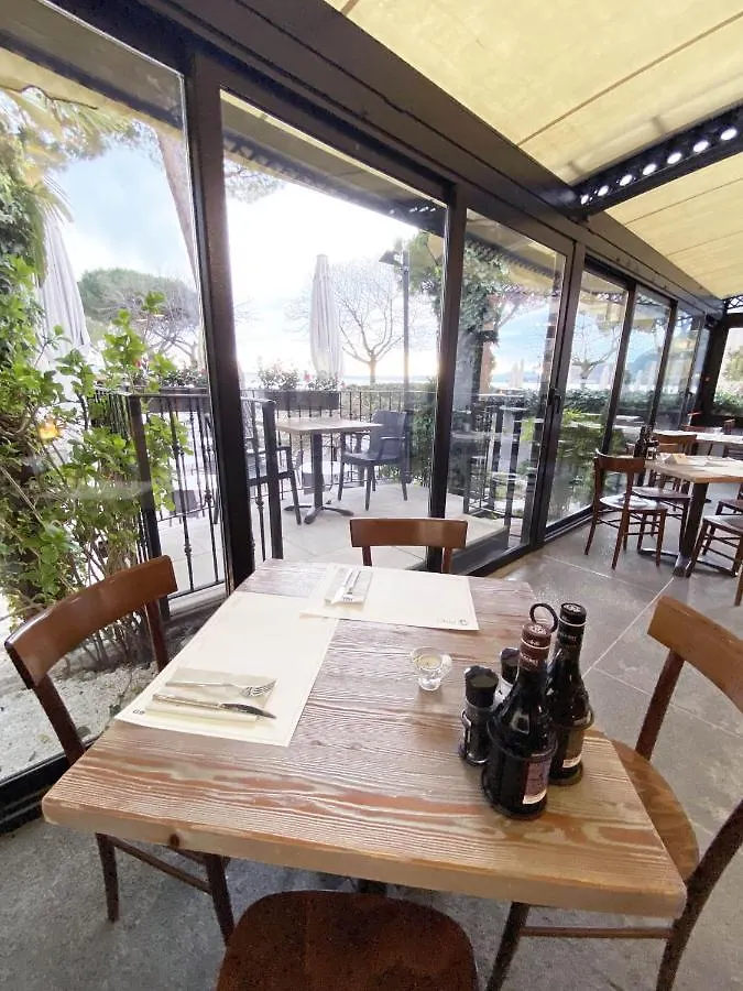 Hotel Astoria Garda  3*, Garda (Verona) Italien