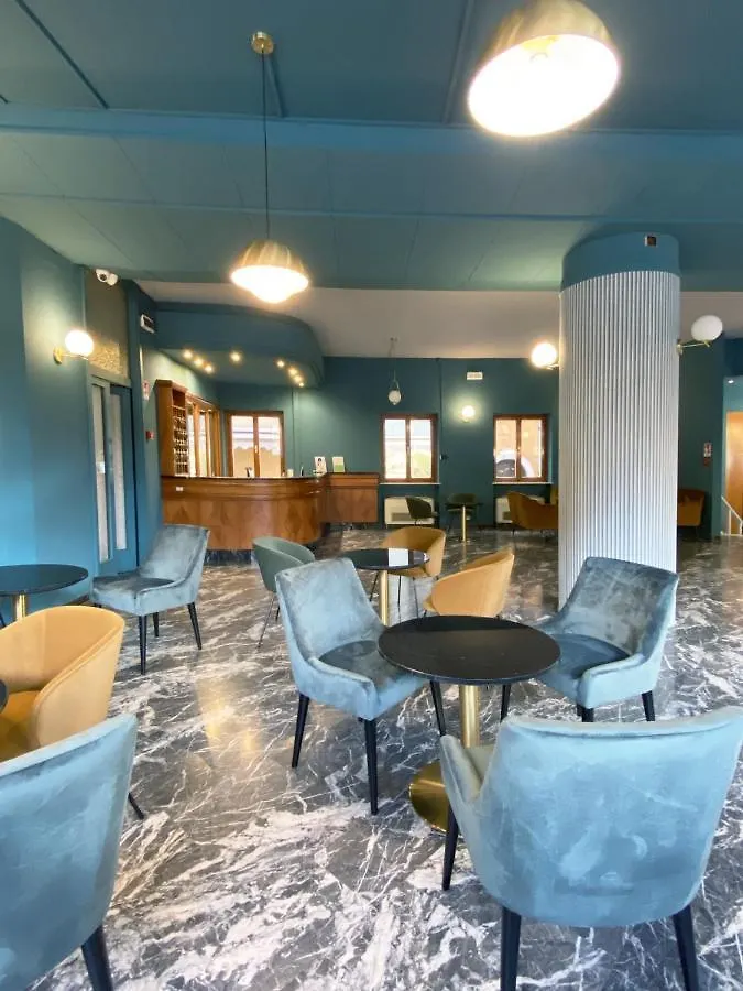 Hotel Astoria Garda   Garda (Verona)