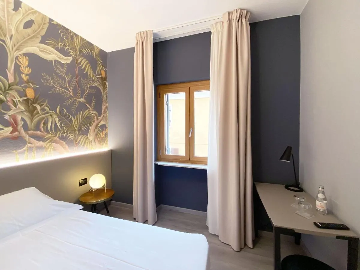 Hotel Astoria Garda  3*, Garda (Verona) Italy