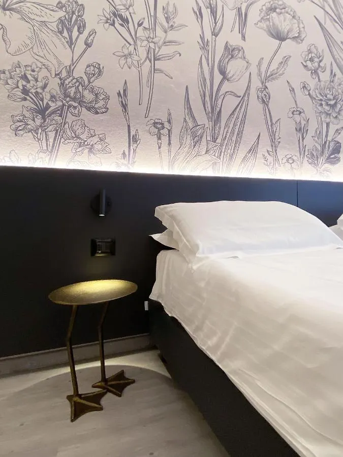 Hotel Astoria Garda  Italy