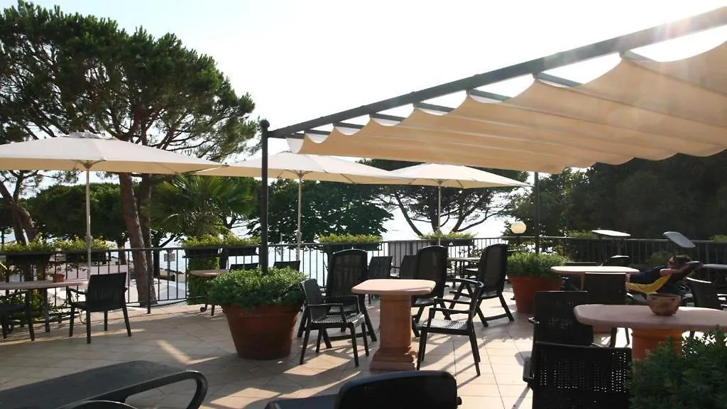 Hotel Astoria Garda