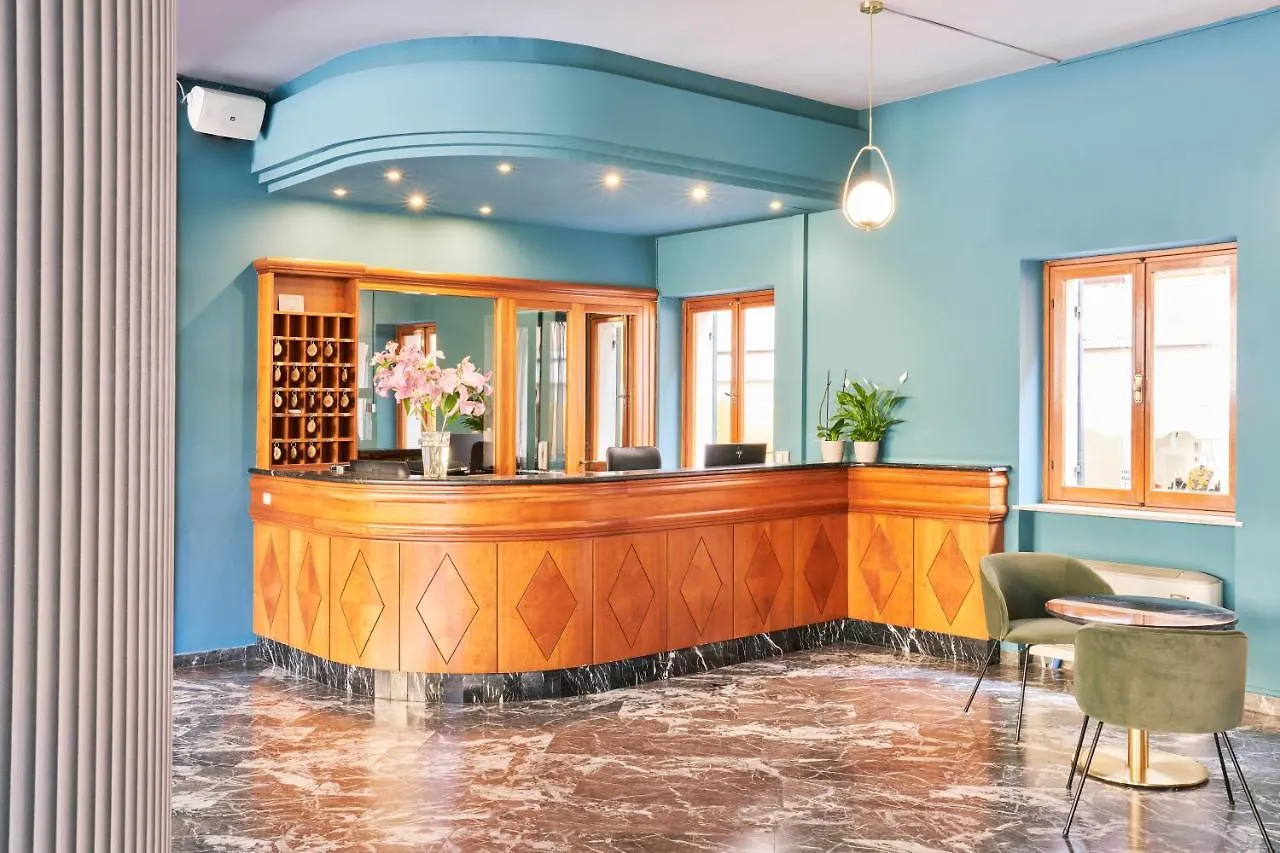 Hotel Astoria Garda