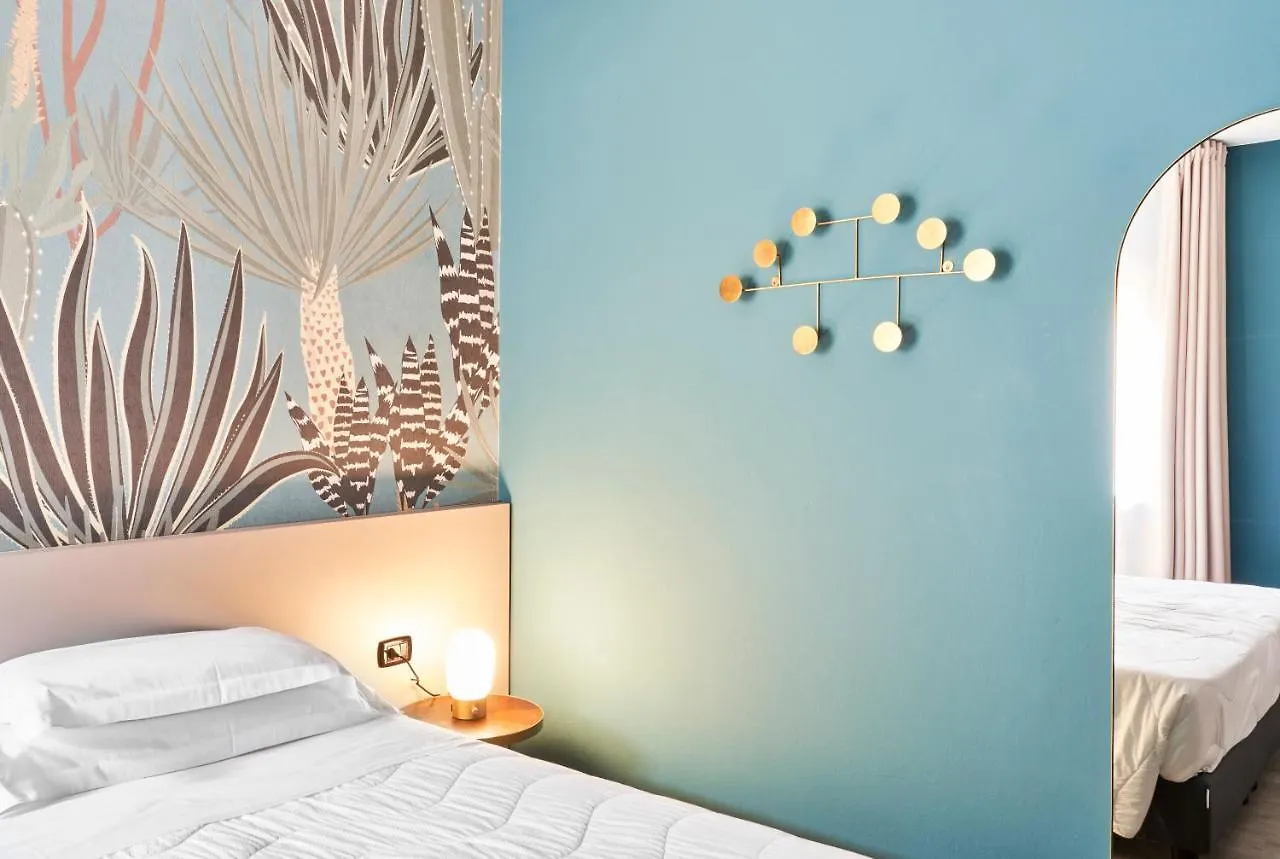 ***  Hotel Astoria Garda  Italy