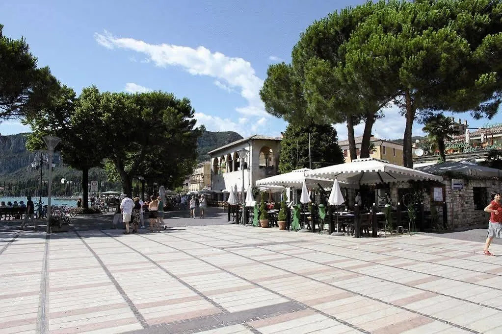 Hotel Astoria Garda   Garda (Verona)