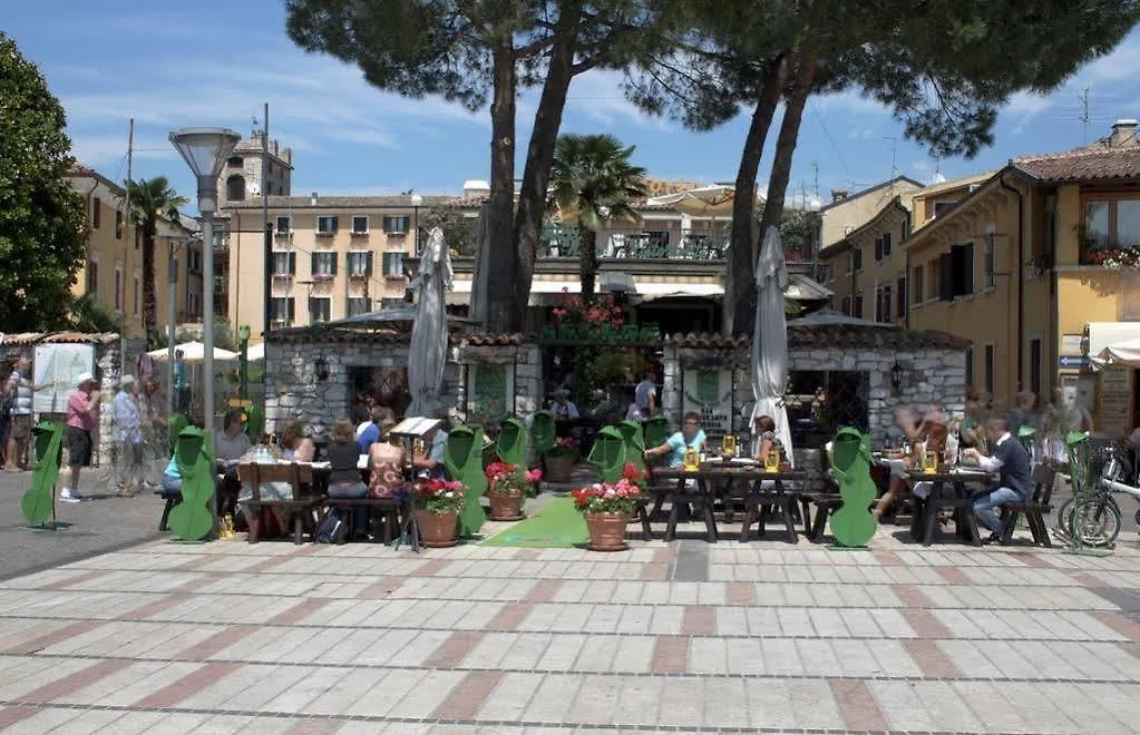 Hotel Astoria Garda