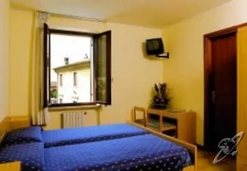 Hotel Astoria 가르다 3*,