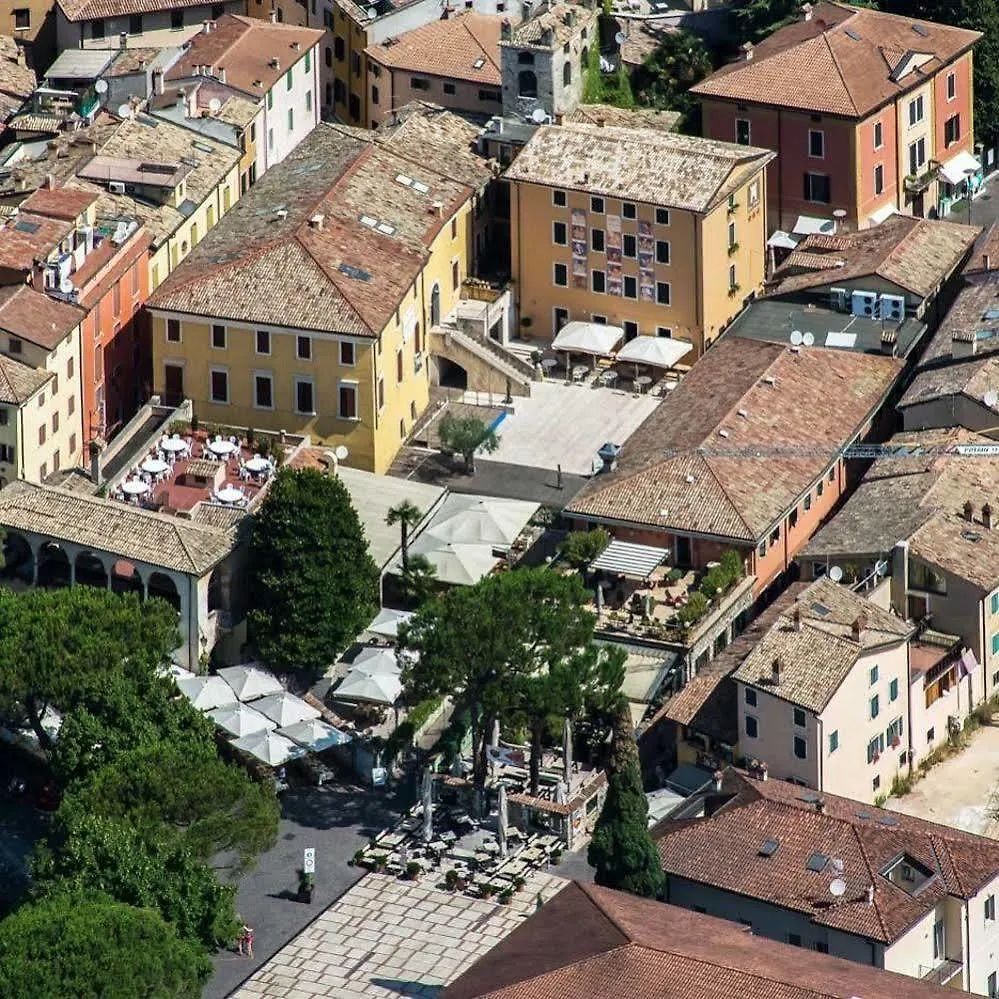 Hotel Astoria Garda  3*, Garda (Verona)
